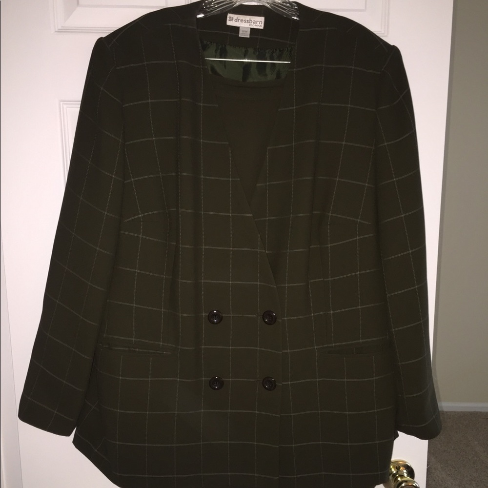 Women’s Green Skirt Suit